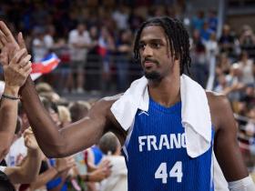 九游娱乐APP-华盛顿奇才迎德甲关键赛；关键时刻内部沟通；媒体盛赞；高层口径保持一致(华盛顿为什么伟大呢)